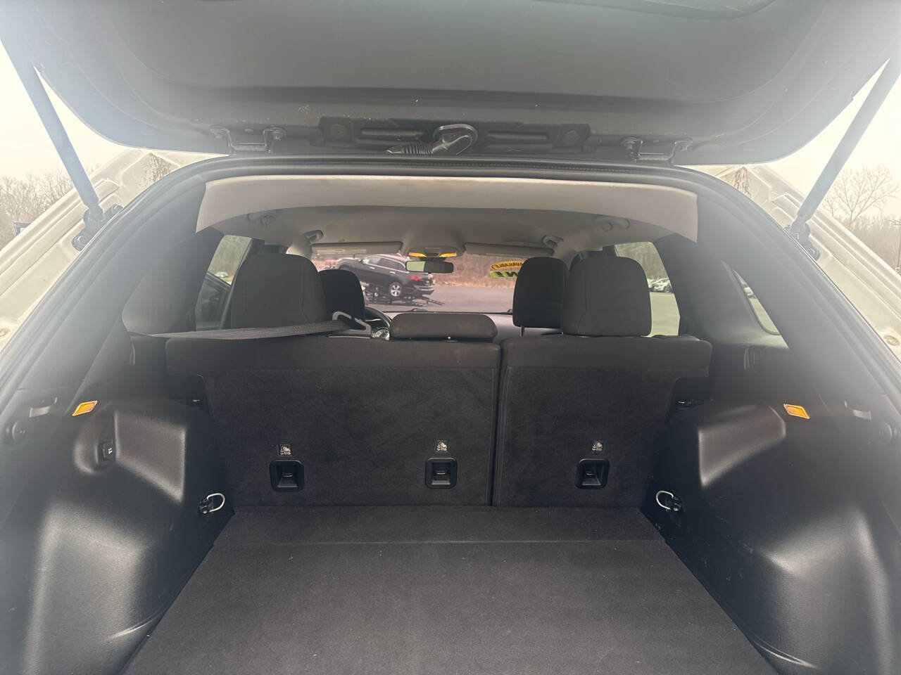 Used 2020 Jeep Cherokee Latitude w/ Cold Weather Group image 23