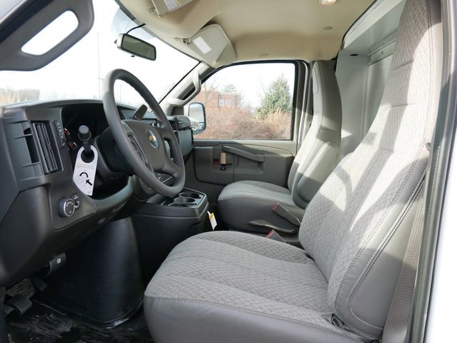 New 2026 Chevrolet Express 3500 w/ Power Convenience Package image 9