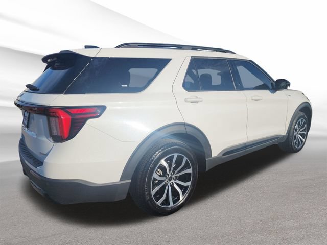 Used 2025 Ford Explorer ST-Line AWD/4WD image 5