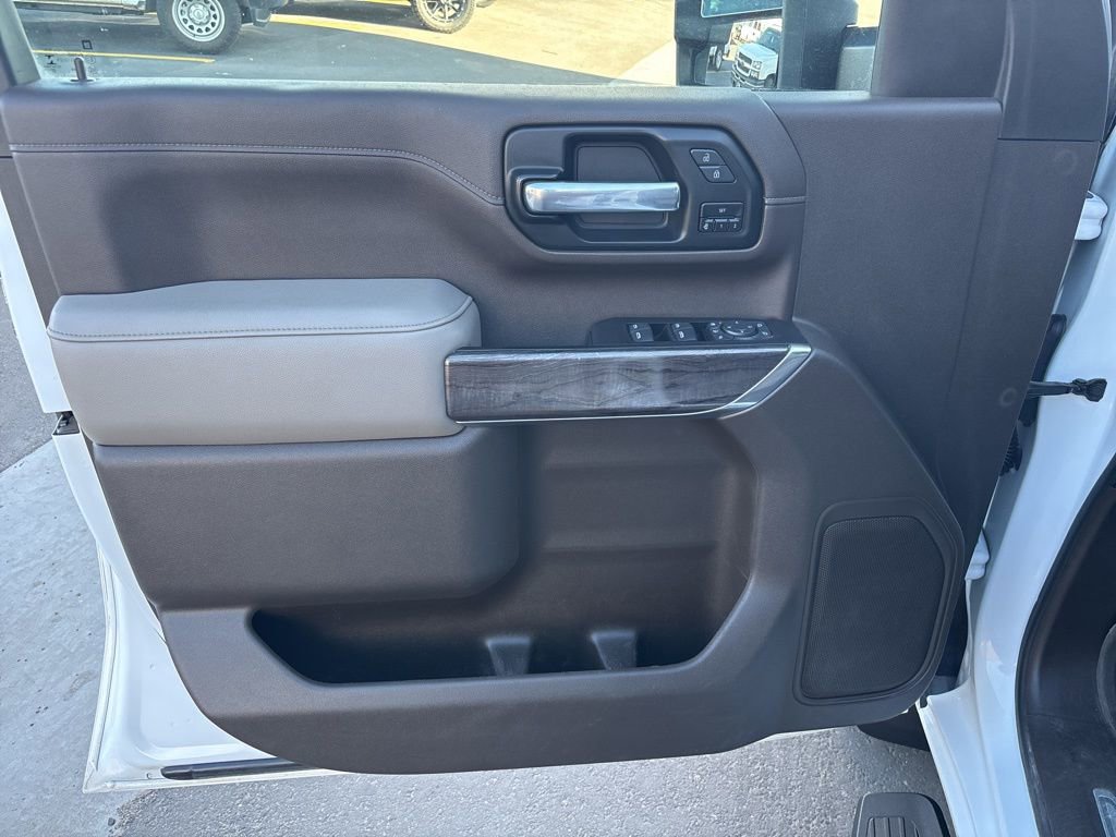 Used 2020 Chevrolet Silverado 2500 LTZ image 15