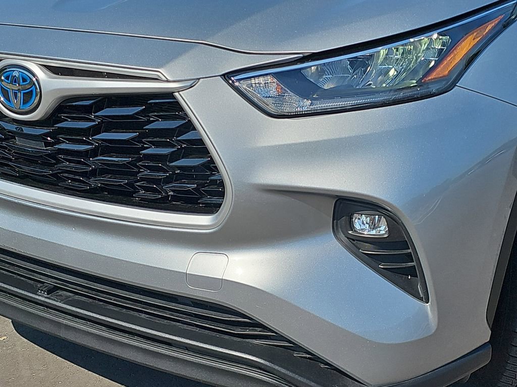 Used 2020 Toyota Highlander XLE image 36