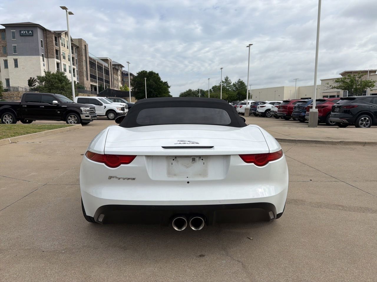 Used 2016 Jaguar F-TYPE Convertible RWD image 4