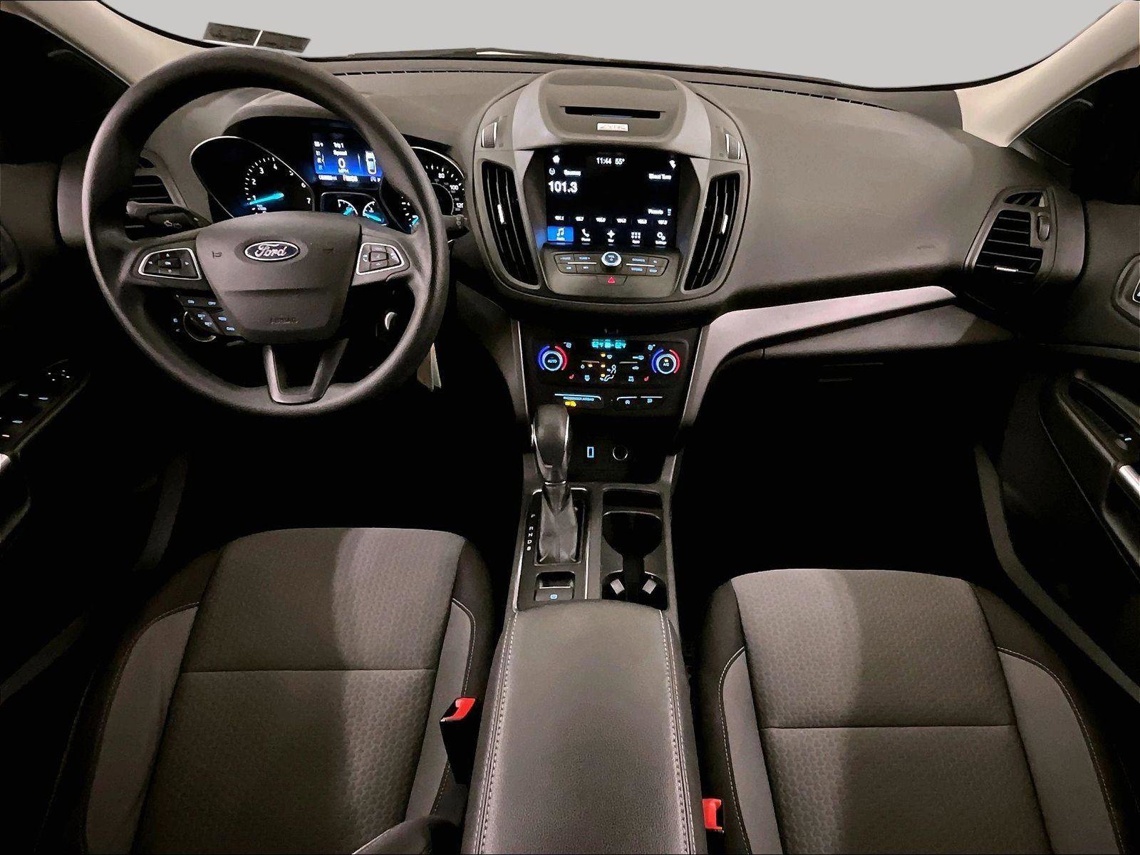 Used 2018 Ford Escape SE w/ SE Sync 3 Package AWD/4WD image 15