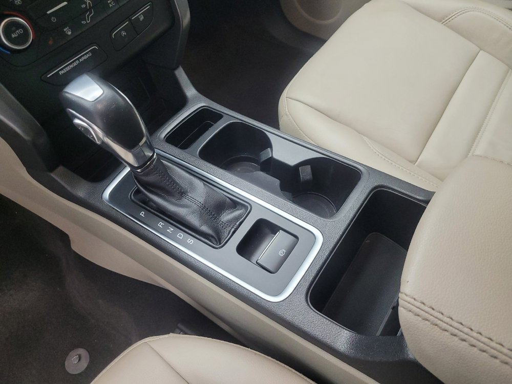 Used 2018 Ford Escape SEL image 26