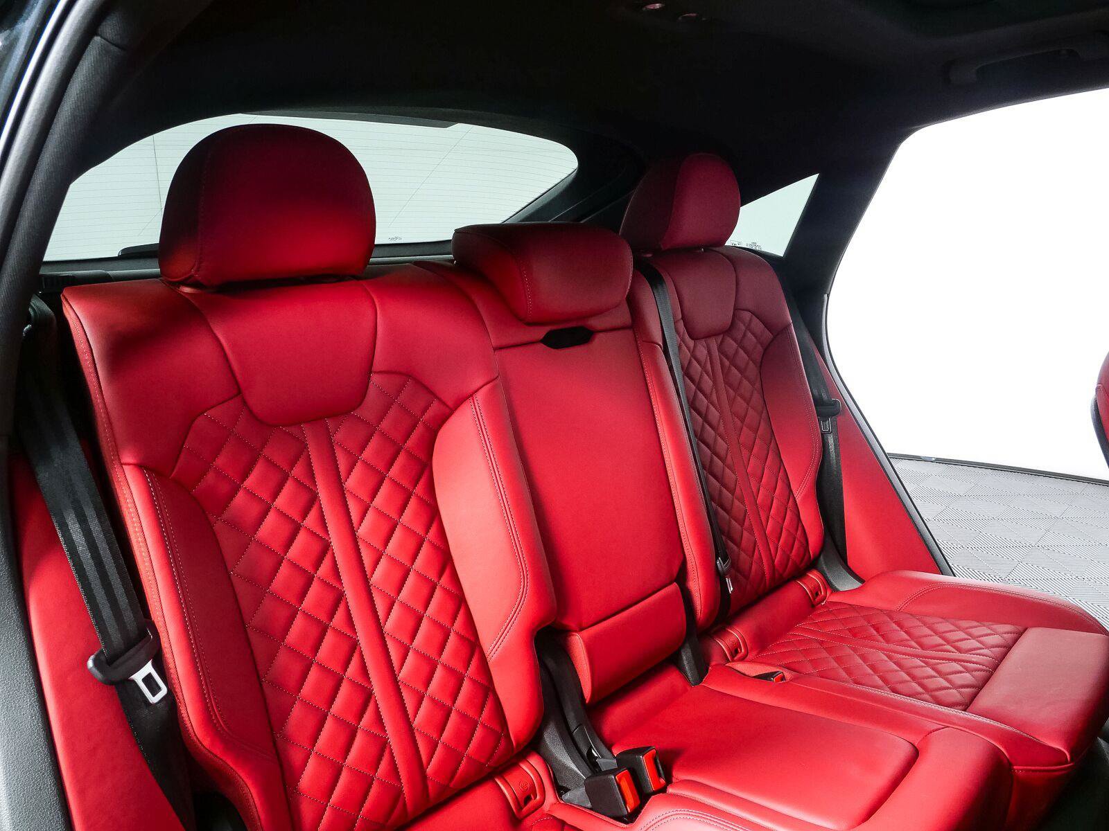 Used 2024 Audi SQ5 Prestige w/ Prestige Package AWD/4WD image 23