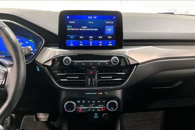 Used 2021 Ford Escape Titanium image 15