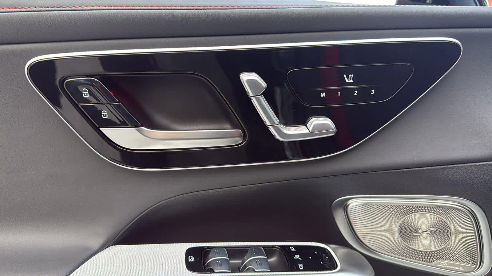 New 2026 Mercedes-Benz GLC 43 AMG 4MATIC image 17