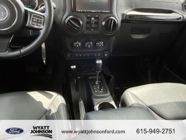 Used 2017 Jeep Wrangler Unlimited Sahara image 15