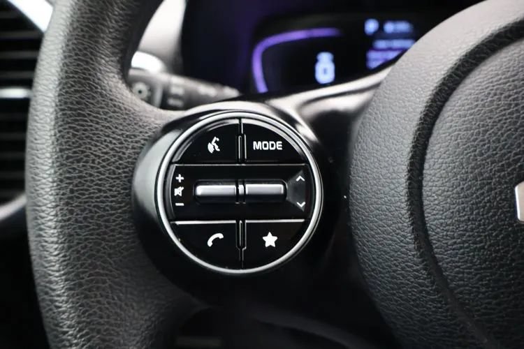 Used 2024 Kia Soul LX w/ LX Technology Package FWD image 21