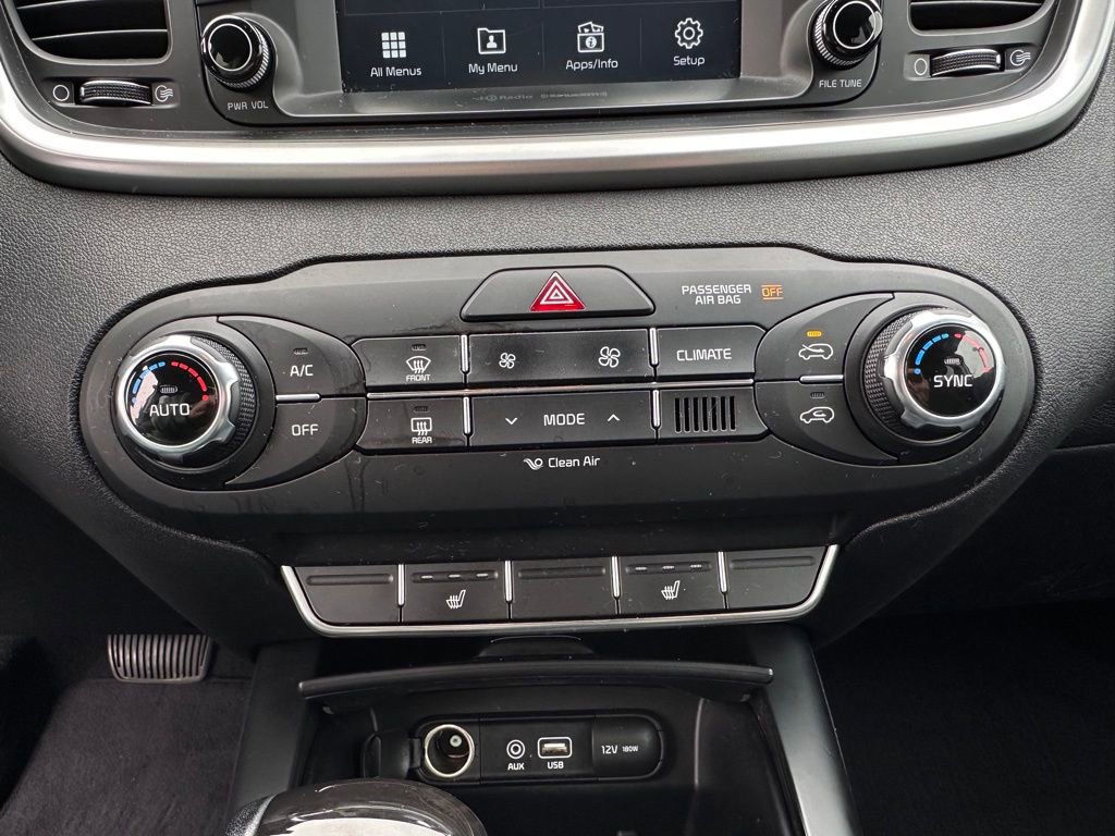 Used 2018 Kia Sorento LX image 27