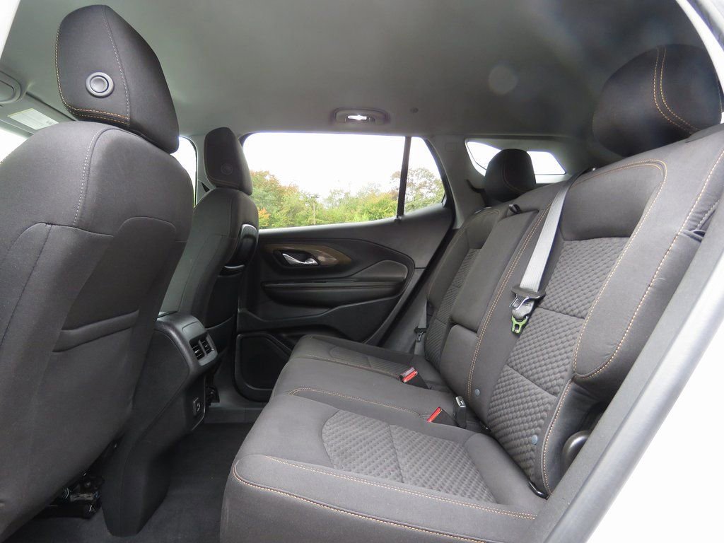 Used 2021 GMC Terrain SLE image 20