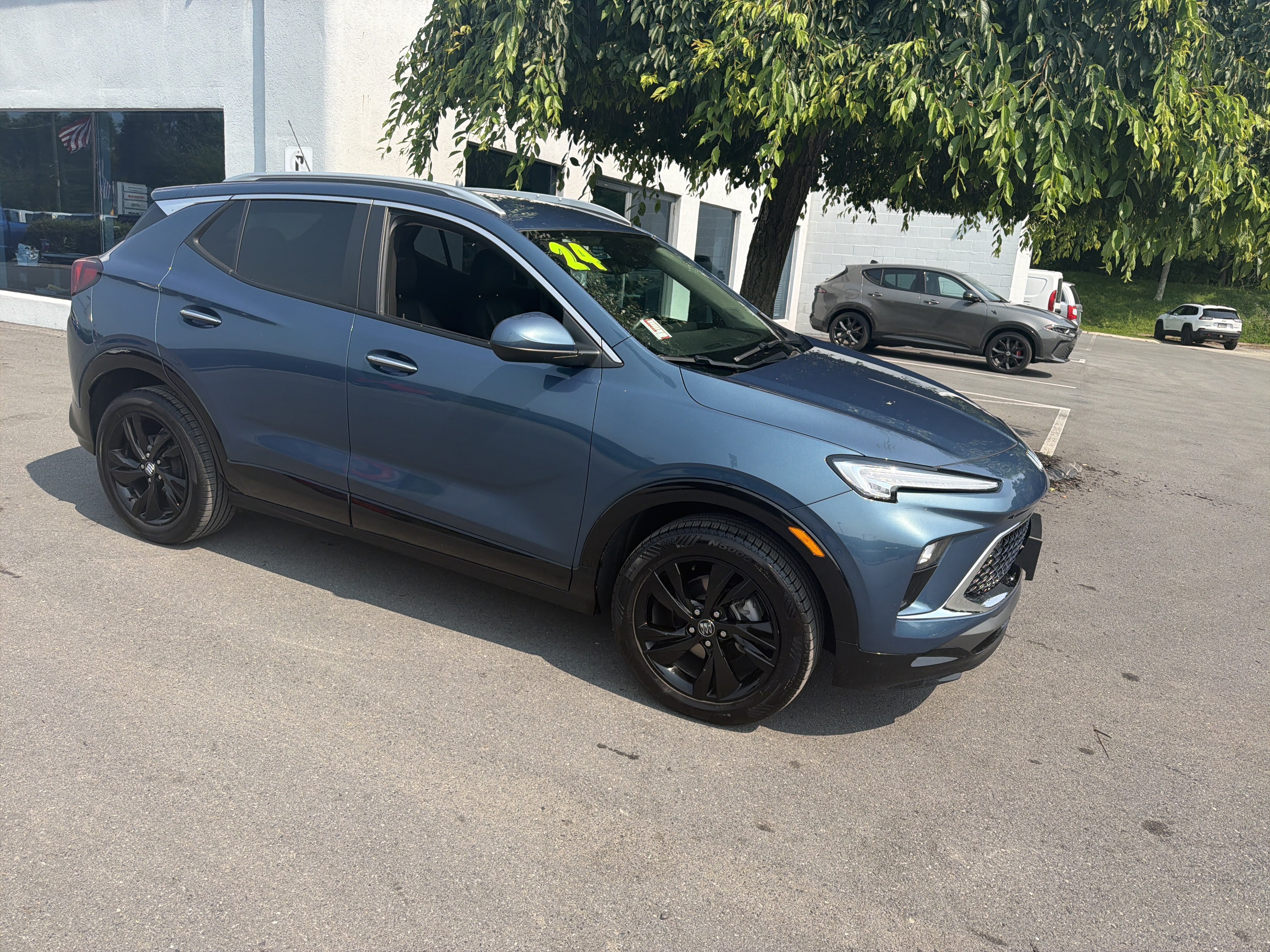 Used 2024 Buick Encore GX Sport Touring AWD/4WD image 1