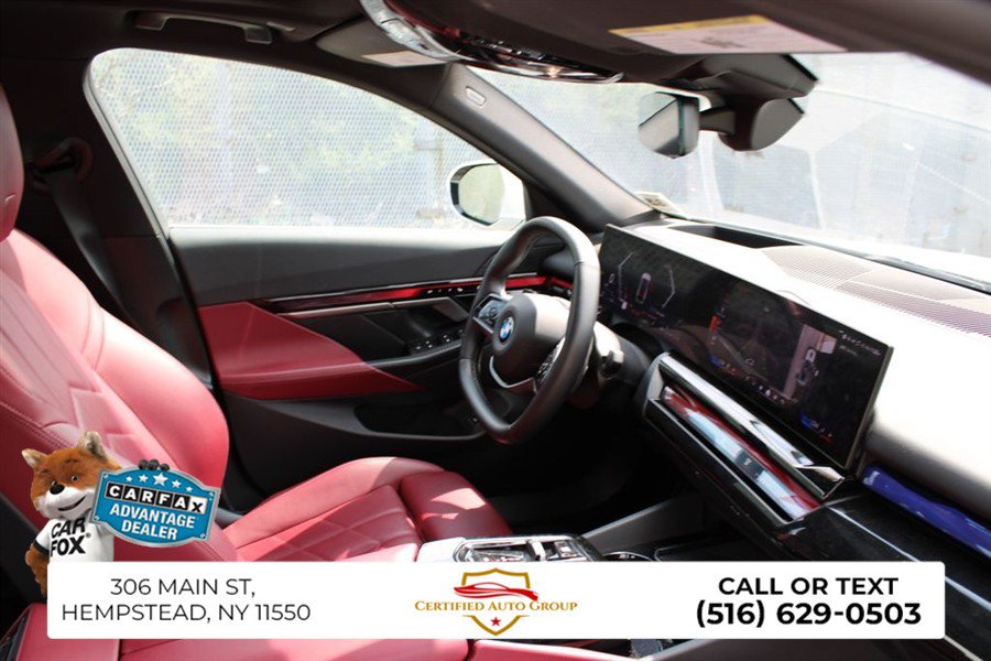 Used 2024 BMW 540i xDrive AWD/4WD image 20