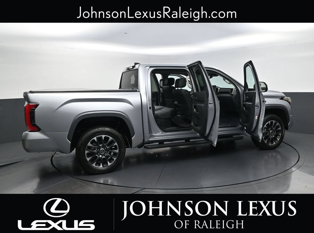Used 2024 Toyota Tundra Limited AWD/4WD image 32