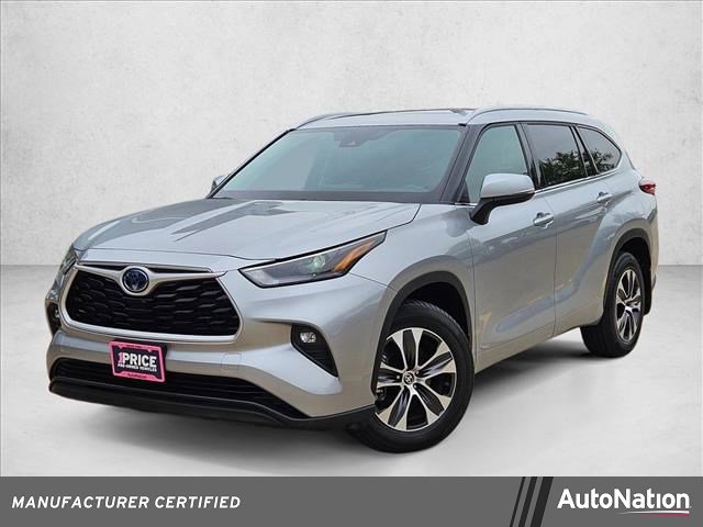 Used 2022 Toyota Highlander XLE image 1