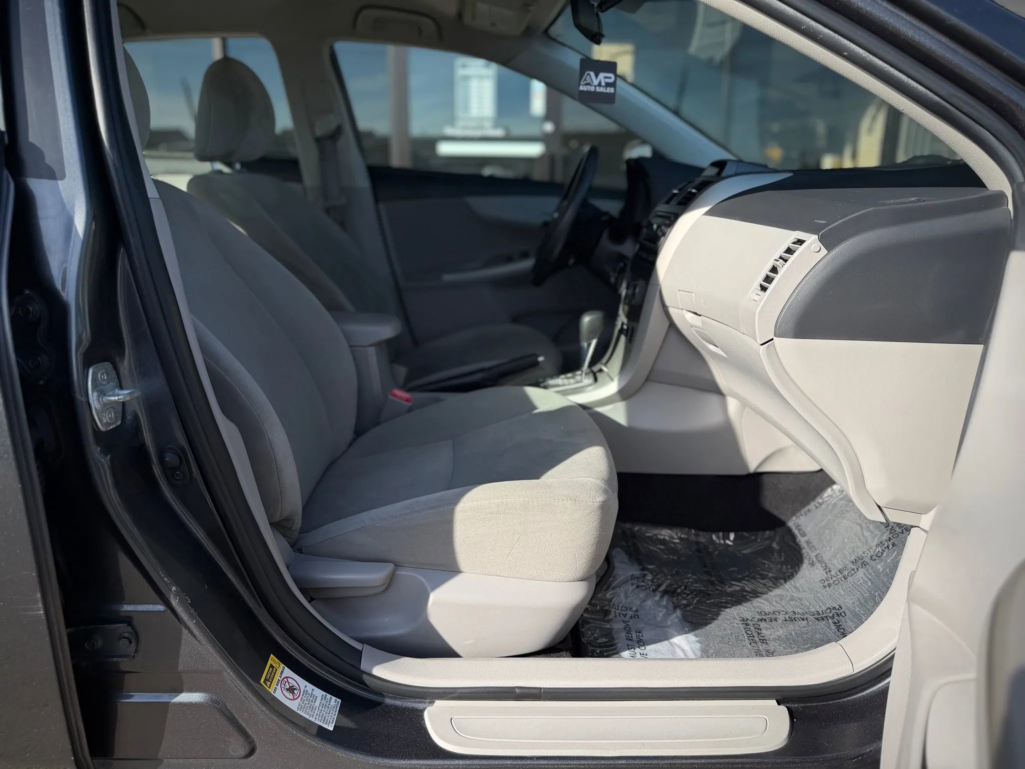 Used 2012 Toyota Corolla LE image 15