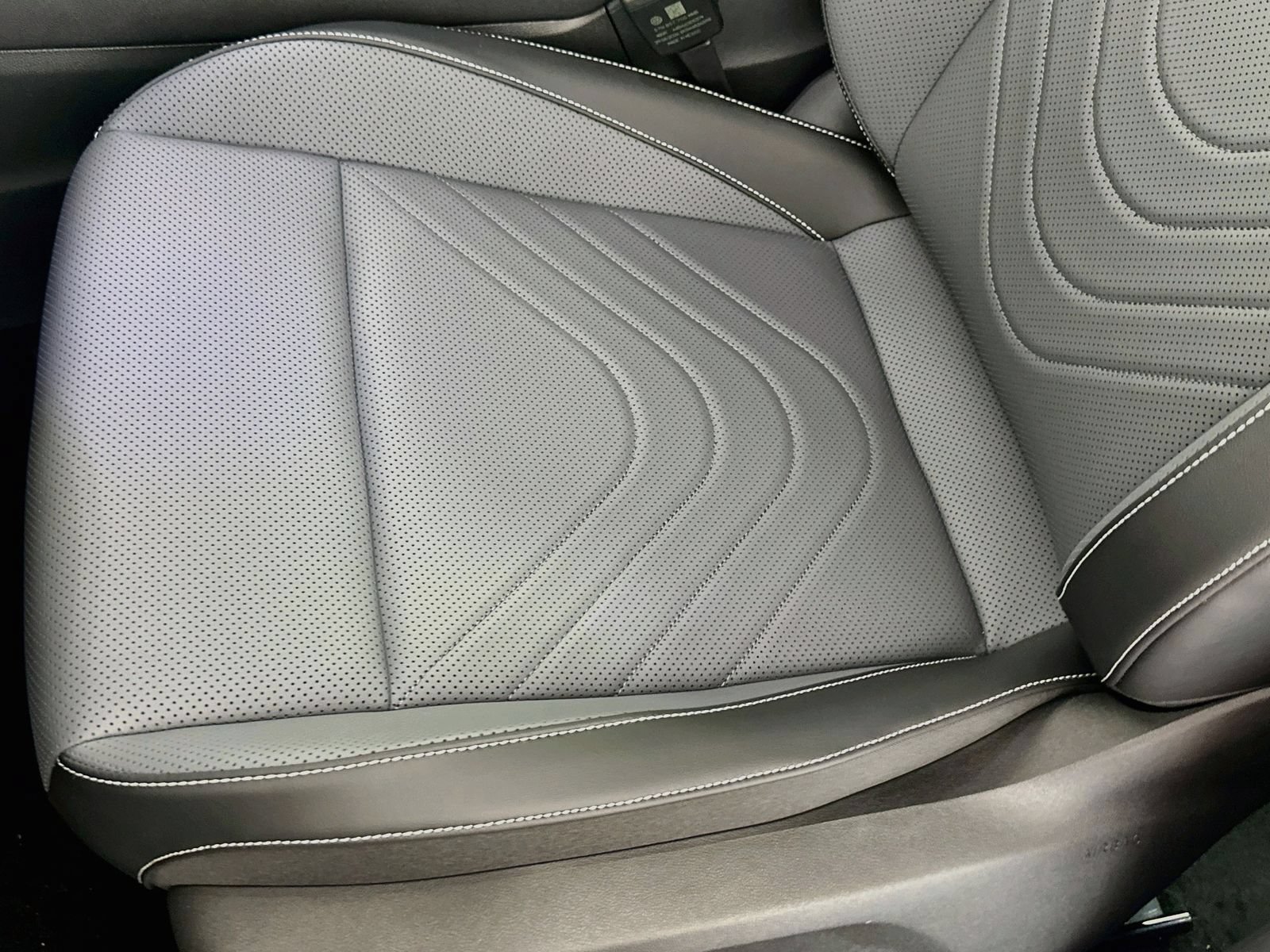 New 2026 Volkswagen Tiguan SE AWD/4WD image 20