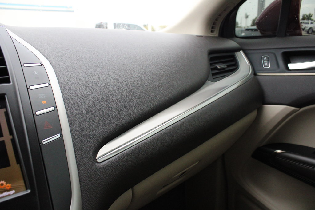 Used 2019 Lincoln MKC Premiere FWD image 20