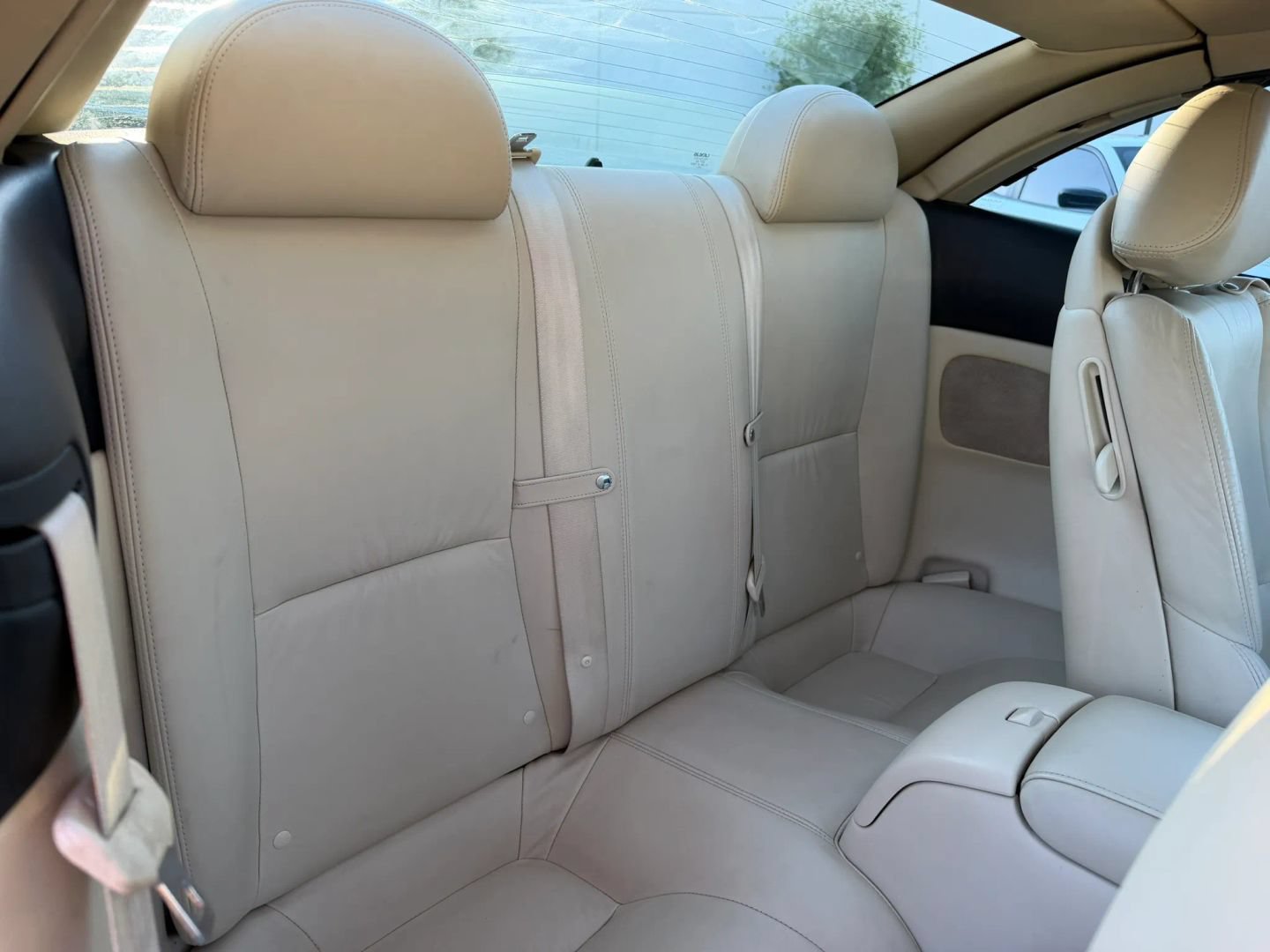 Used 2005 Lexus SC 430 Convertible w/ Preferred Accessory Pkg RWD image 18