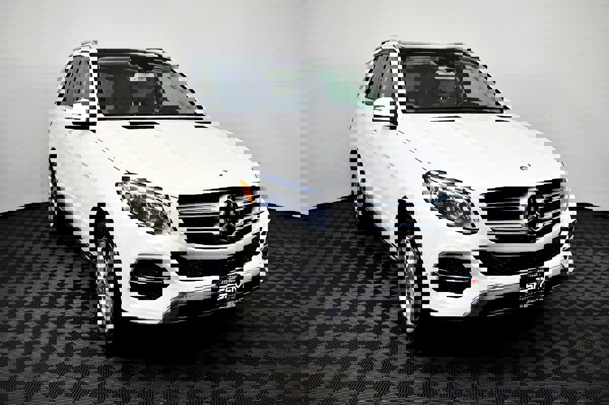 Used 2016 Mercedes-Benz GLE 300d 4MATIC image 4