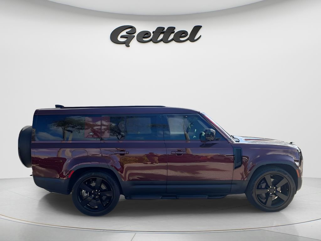 Used 2023 Land Rover Defender 130 First Edition image 10