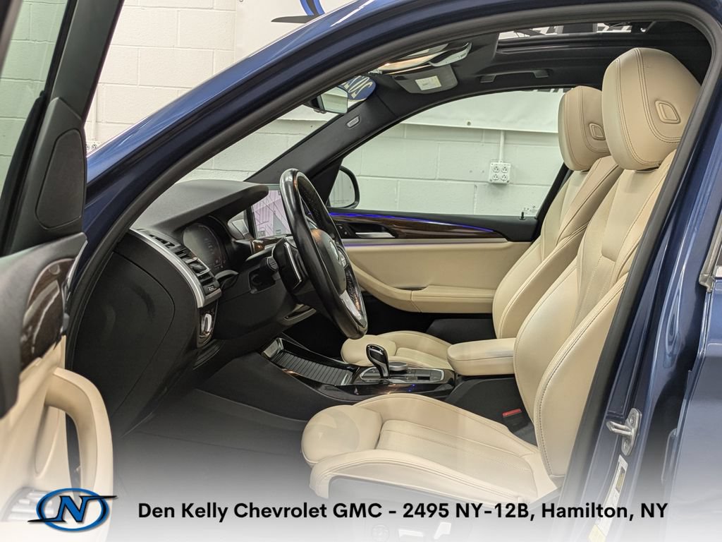 Used 2023 BMW X3 xDrive30i AWD/4WD image 3