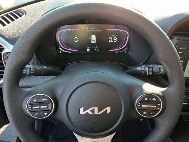New 2025 Kia Soul LX image 9