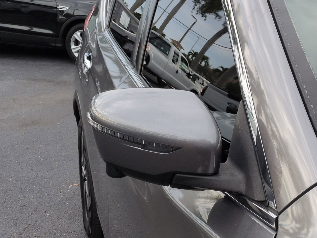 Used 2018 Nissan Rogue SL AWD/4WD image 12