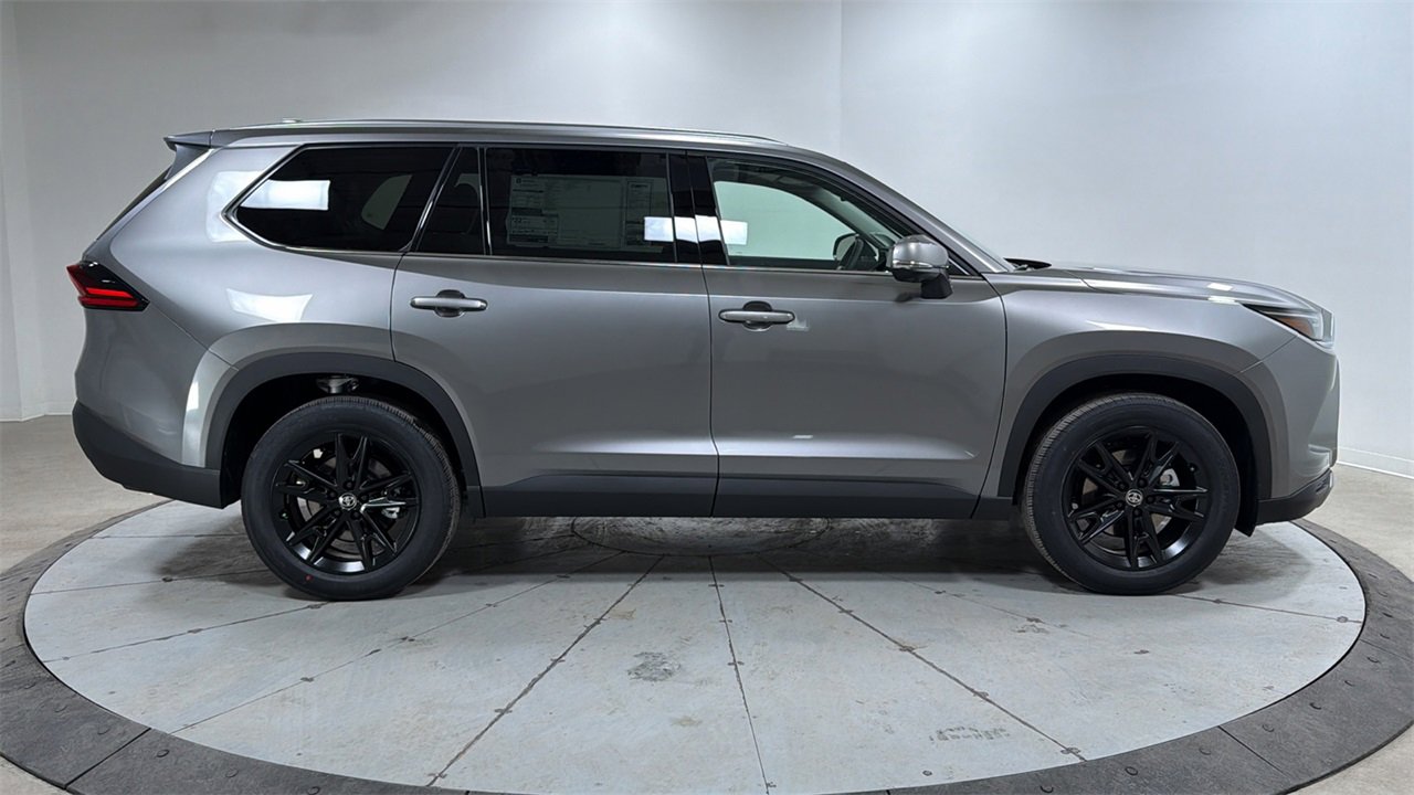 New 2026 Toyota Grand Highlander Limited image 6