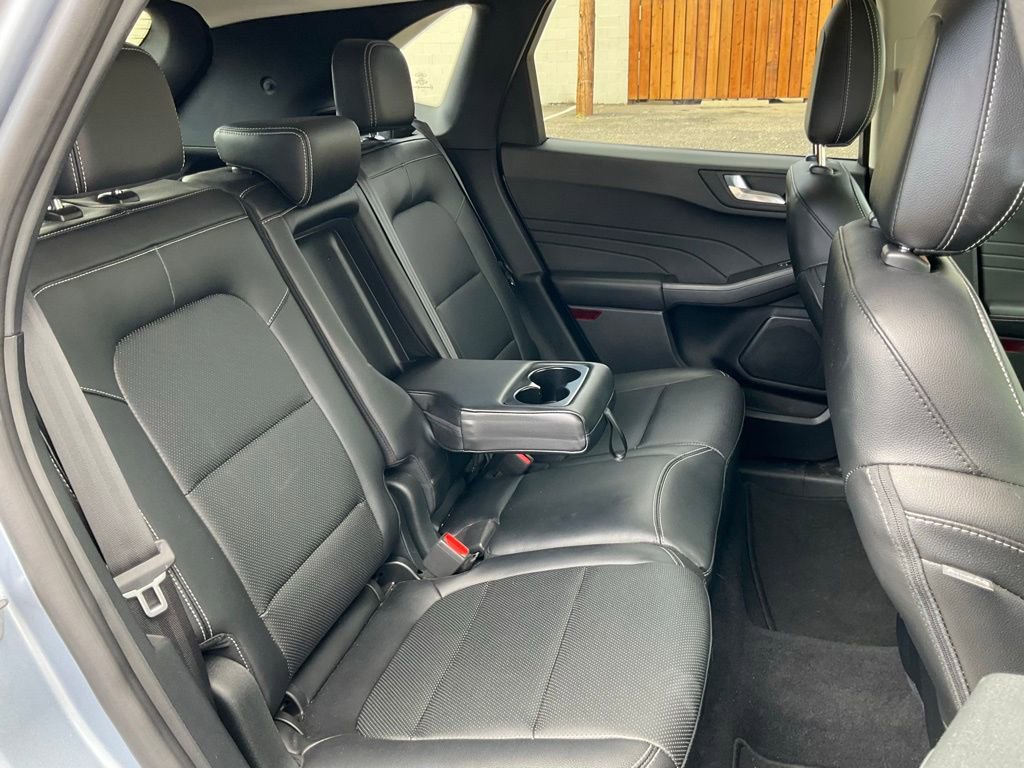 Used 2022 Ford Escape SEL w/ Technology Package image 28