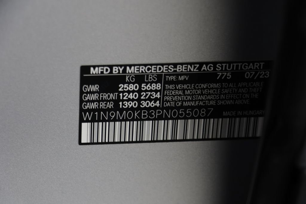 Used 2023 Mercedes-Benz EQB 300 4MATIC w/ Pinnacle Package image 25