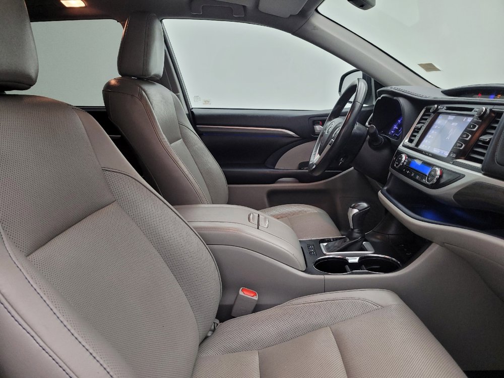 Used 2018 Toyota Highlander Limited Platinum w/ Carpet Mat Package (TMS) image 21