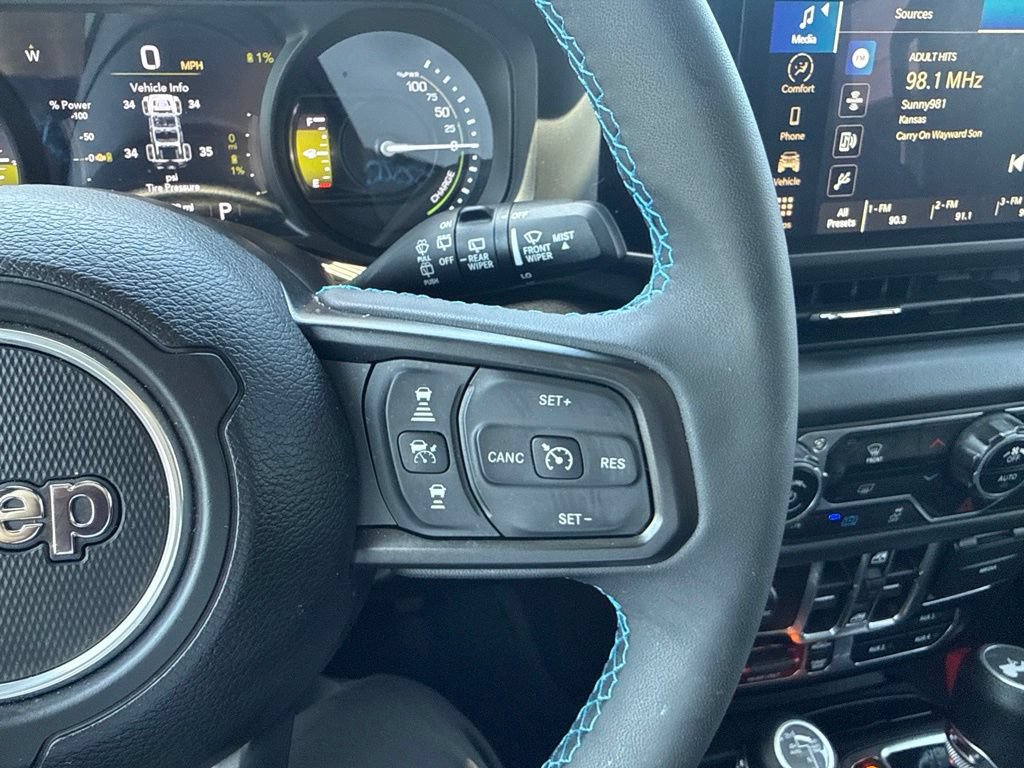 Used 2024 Jeep Wrangler Unlimited Rubicon 4xe AWD/4WD image 20