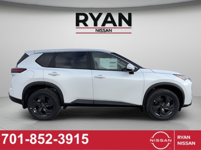 New 2026 Nissan Rogue SV w/ Cold Weather Package AWD/4WD image 2