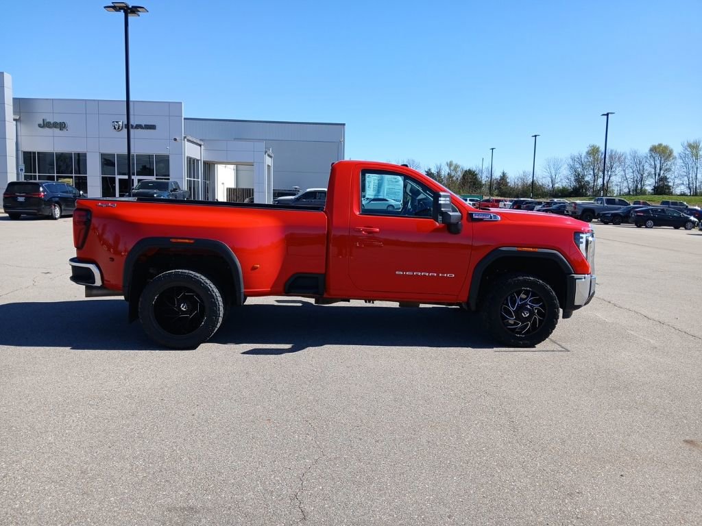Used 2025 GMC Sierra 3500 SLE image 8