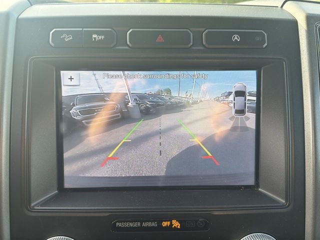 Used 2018 Ford Expedition Max XLT w/ Equipment Group 202A AWD/4WD image 17