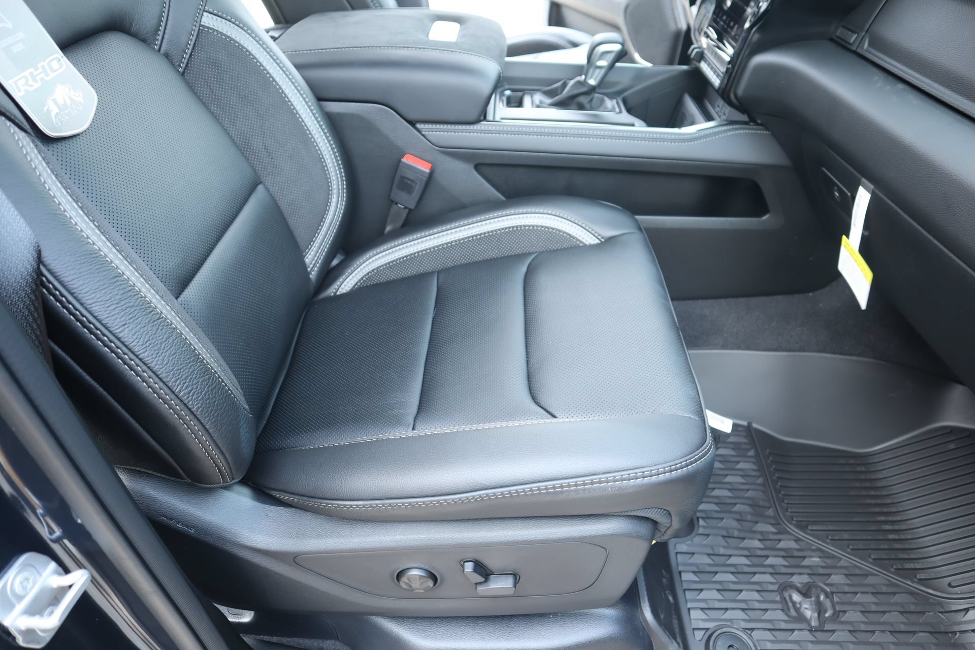 New 2026 RAM 1500 RHO AWD/4WD image 15