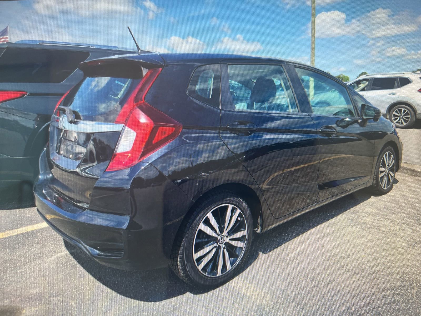 Used 2018 Honda Fit EX image 2