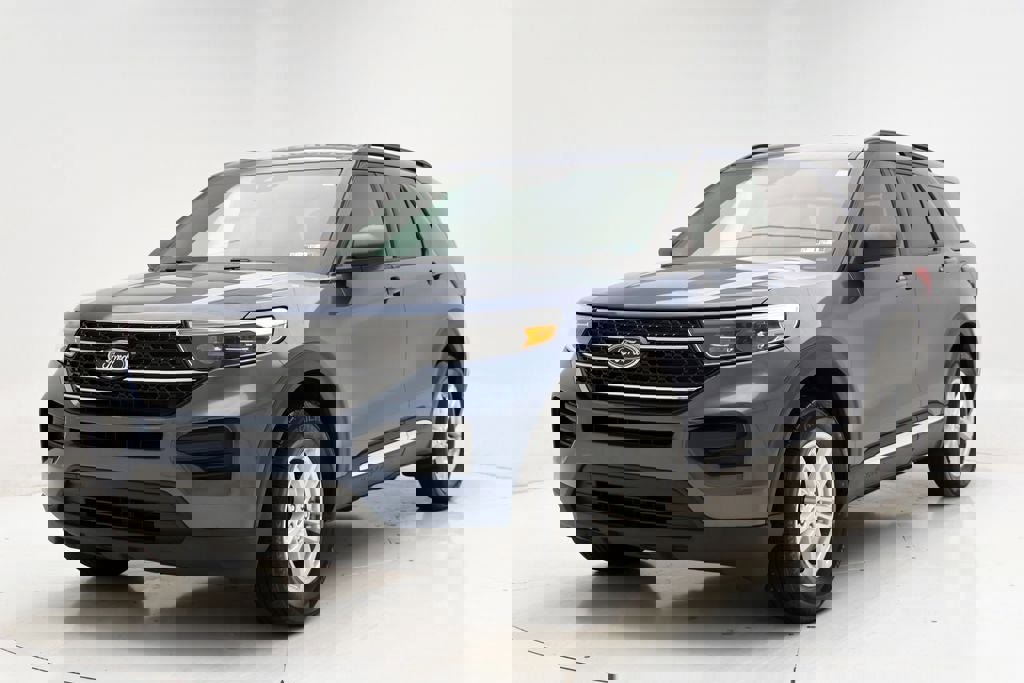 Used 2020 Ford Explorer XLT video 2