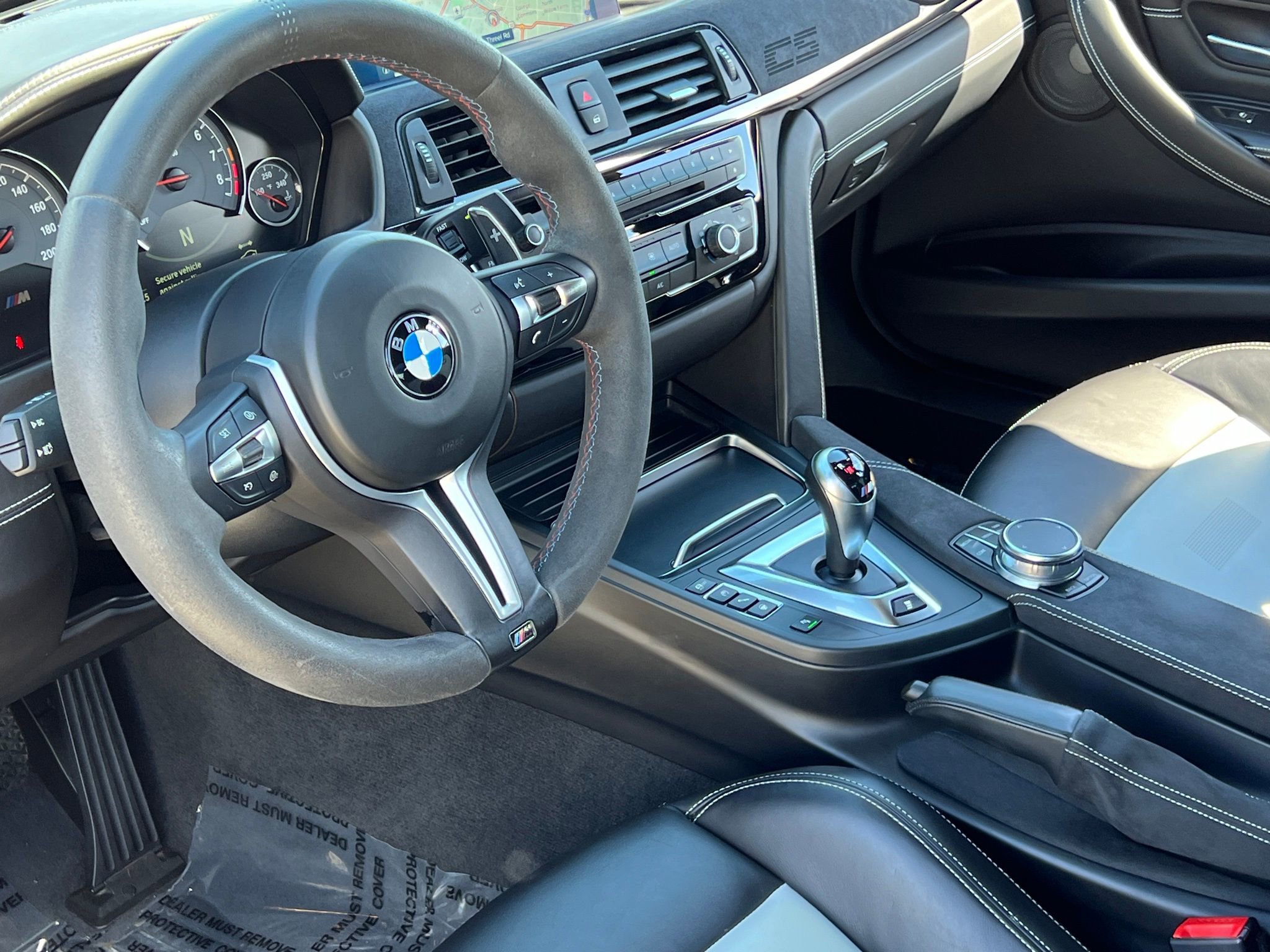 Used 2018 BMW M3 CS w/ Executive Package image 2