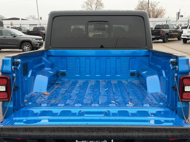 Used 2026 Jeep Gladiator Sport AWD/4WD image 7