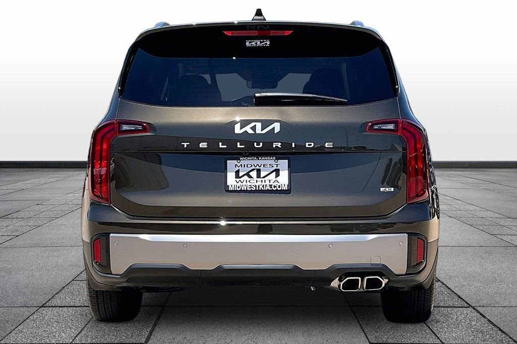 Used 2025 Kia Telluride S AWD/4WD image 3