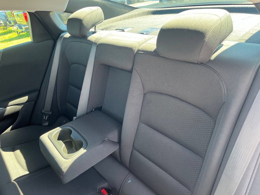 Certified 2025 Chevrolet Malibu LT FWD image 25