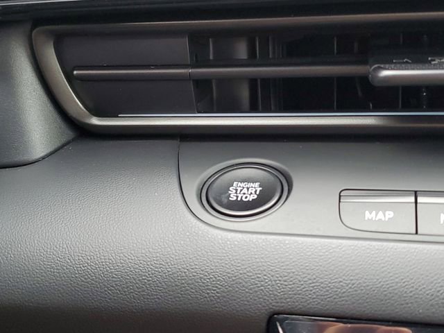 Certified 2025 Hyundai Elantra SEL FWD image 29