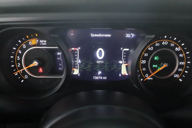 Used 2024 Jeep Wrangler Sport S image 19