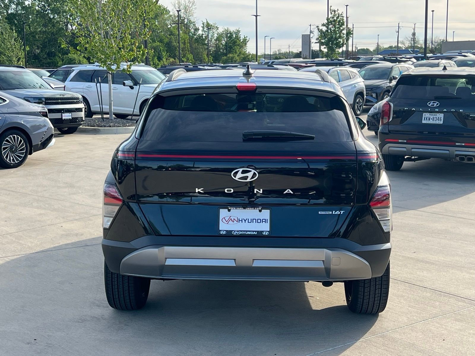 New 2026 Hyundai Kona SEL Premium AWD/4WD image 10
