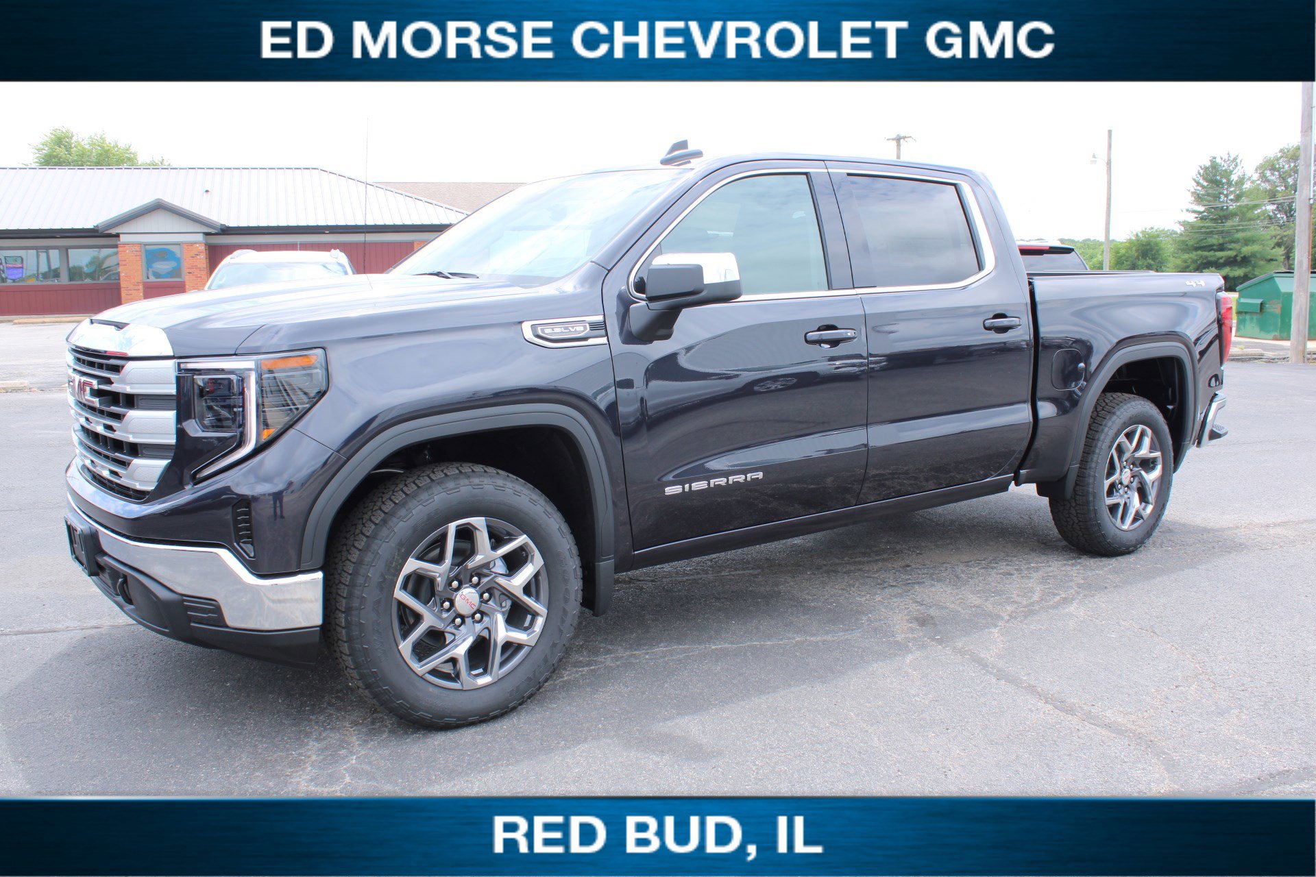 New 2025 GMC Sierra 1500 SLE image 4