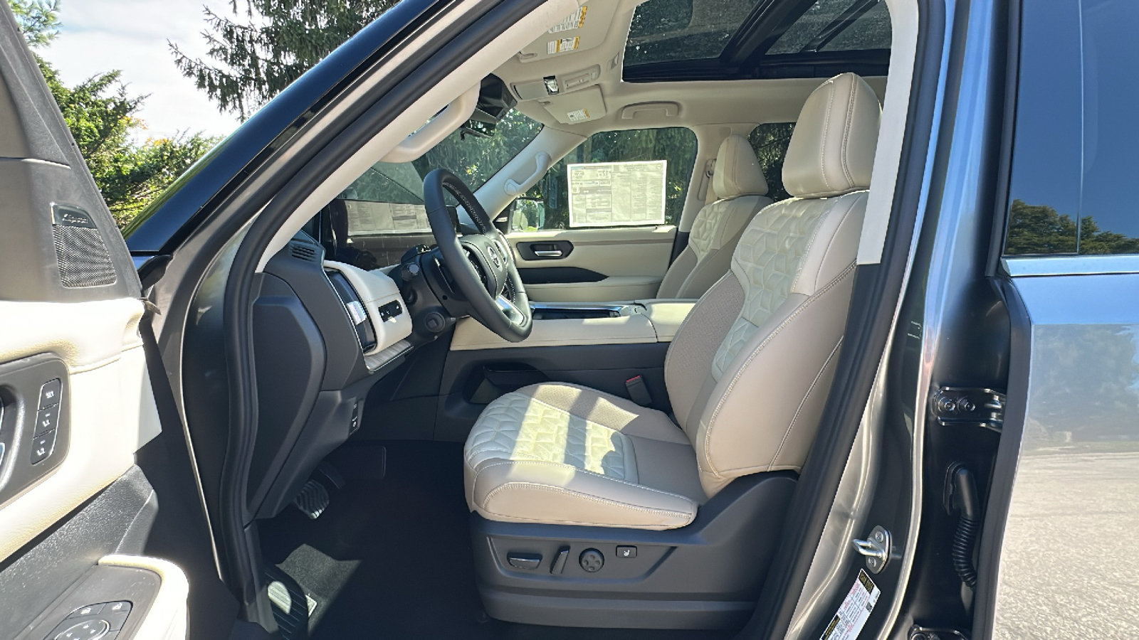 New 2026 Nissan Armada Platinum Reserve AWD/4WD image 7
