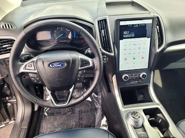 Certified 2023 Ford Edge SEL w/ Sport Appearance Package AWD/4WD image 9