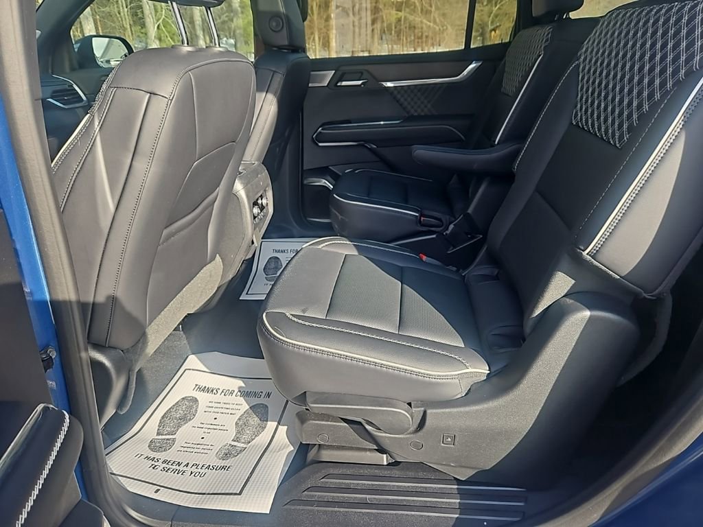 Used 2024 GMC Acadia Denali w/ Super Cruise Package image 19